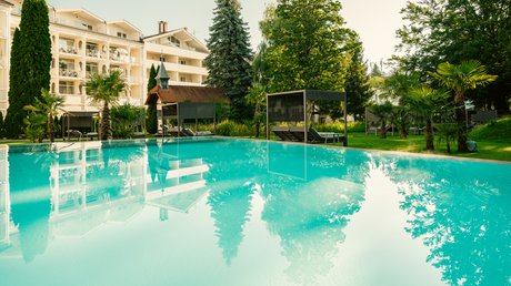 Südtirols nördlichster Punkt - mitten im Allgäu. 4*s Wellnesshotel Südtirols nördlichster Punkt - mitten im Allgäu. 4*s Wellnesshotel